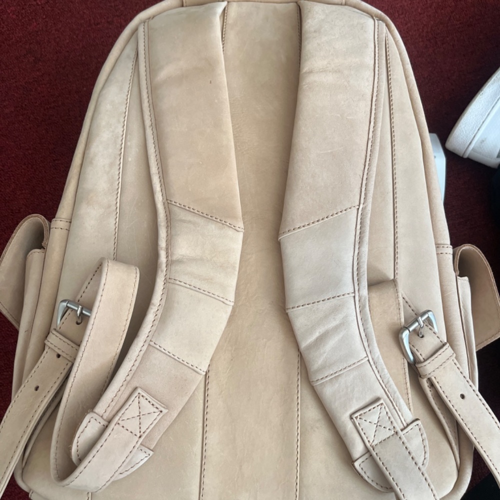 Kelly Tooke Backpack - Picture 3 of 5